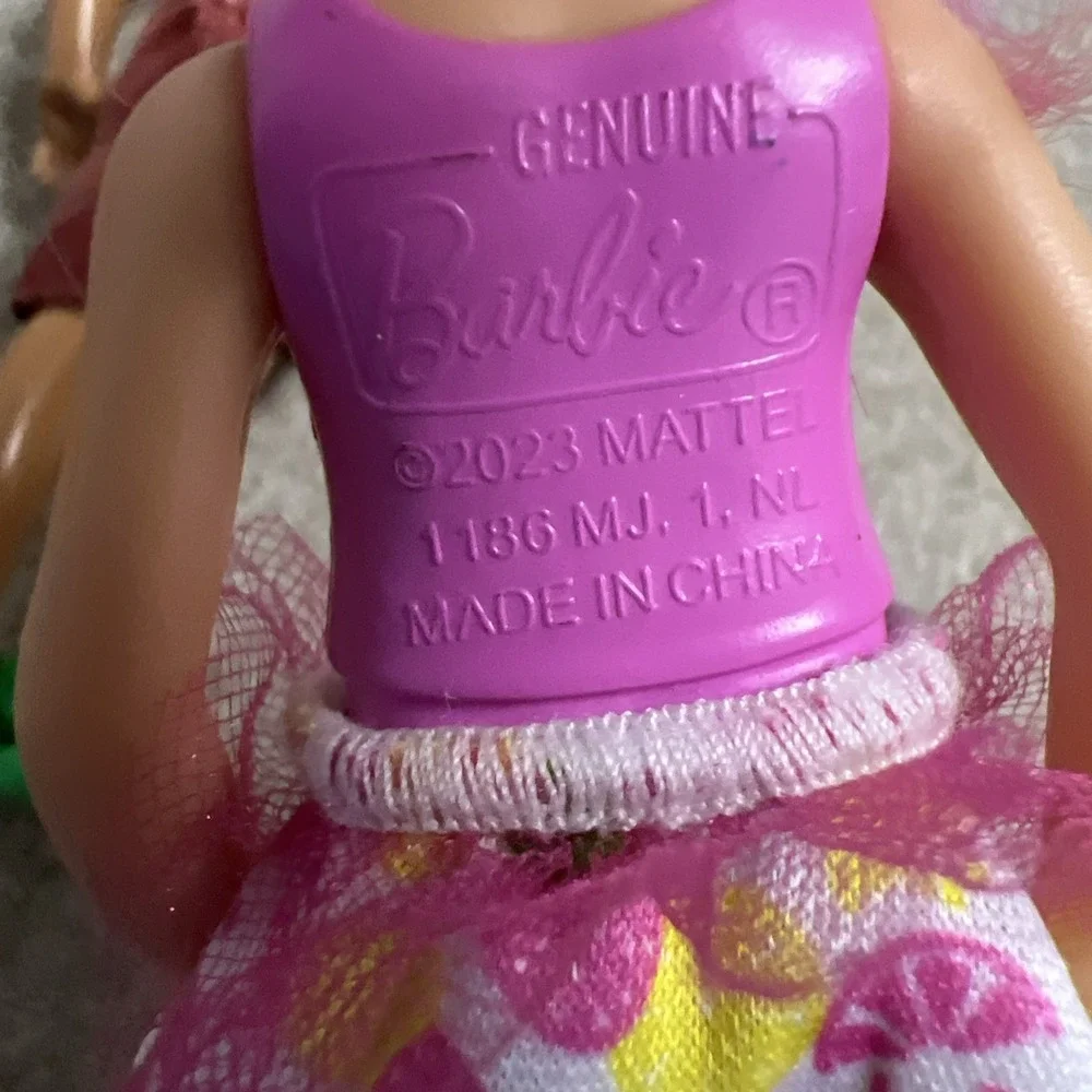 Barbie POP Reveal Fruit Series Strawberry Lemon Picnic Color Reveal Boy Doll
